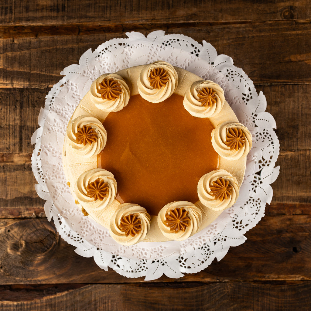 Torta de lúcuma manjar nuez