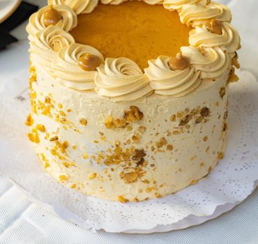 Torta de lúcuma manjar y nuez