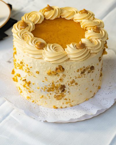 Torta de lúcuma manjar y nuez